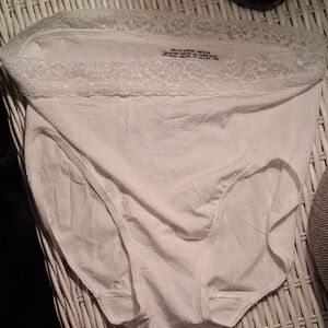 White Lace-Trim High-Waist Cotton Briefs